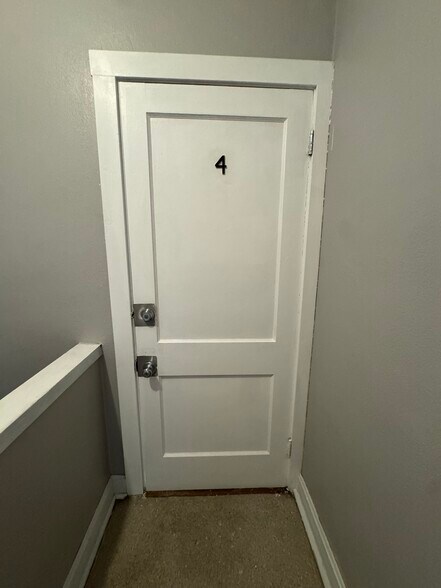 Building Photo - 1622 Washington St