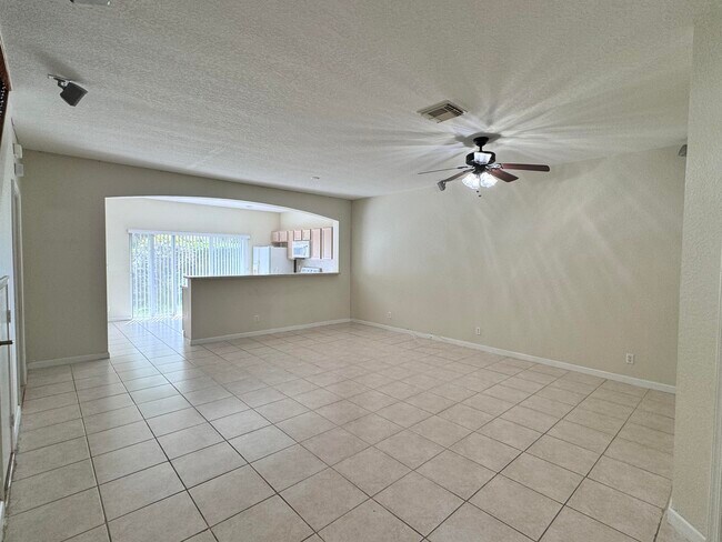 Building Photo - 13379 Georgian Ct