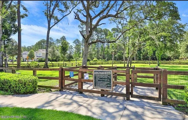 Building Photo - 26 Valley Grove Dr