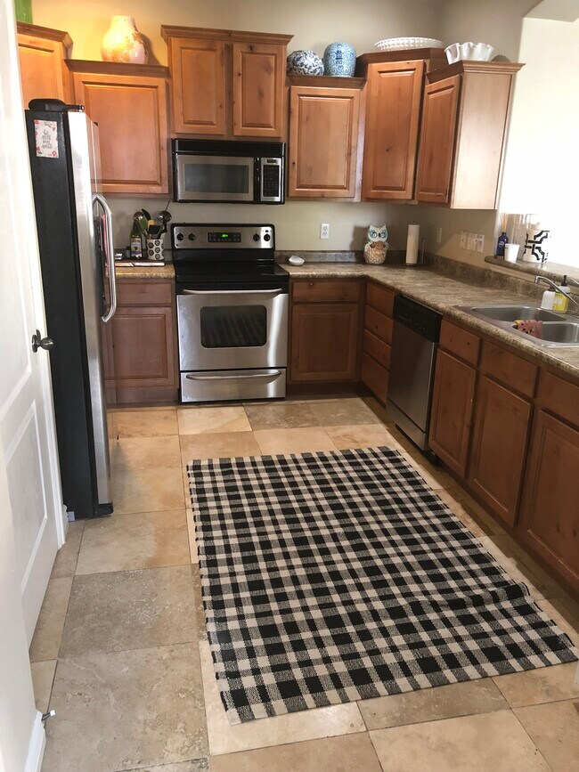 Building Photo - 1612 W 3180 N