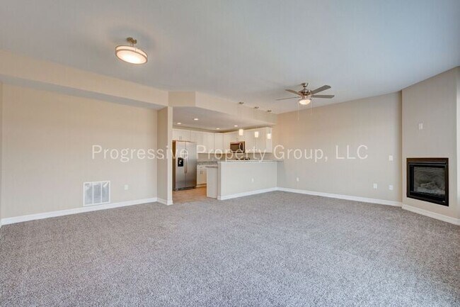 Building Photo - Live in Style! 3-Bed Northgate Villa w/ Views – 50% Off First Month!