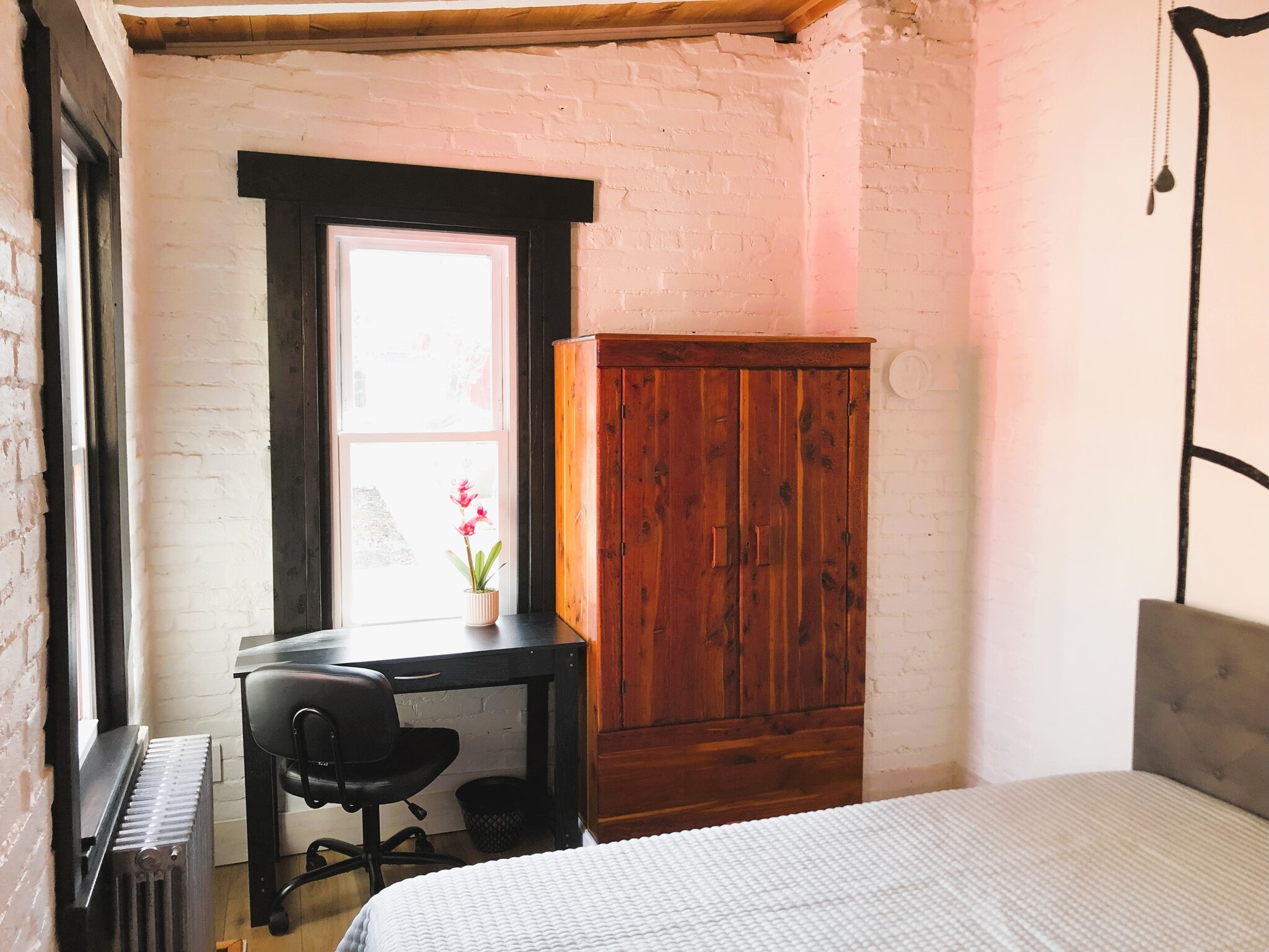 Building Photo - 121 Howard Ave