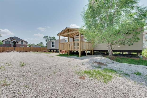 Building Photo - 315 Broadmore Dr