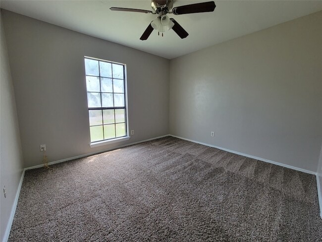 Building Photo - 5325 Brookport Dr