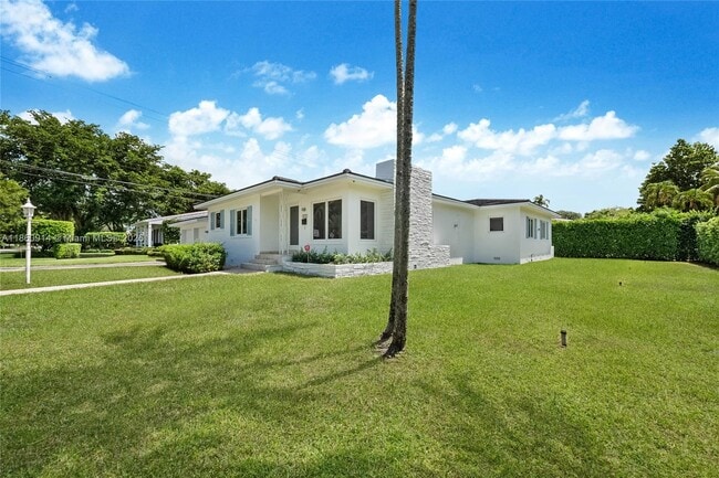 Building Photo - 4731 Alhambra Cir
