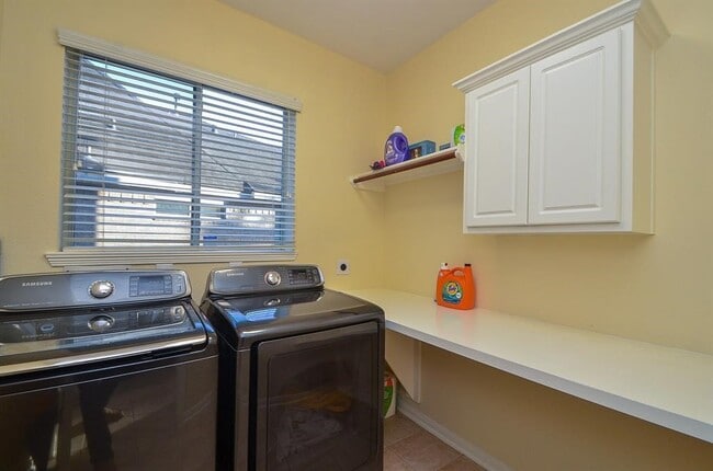 Building Photo - 6314 Columbia Falls Ln