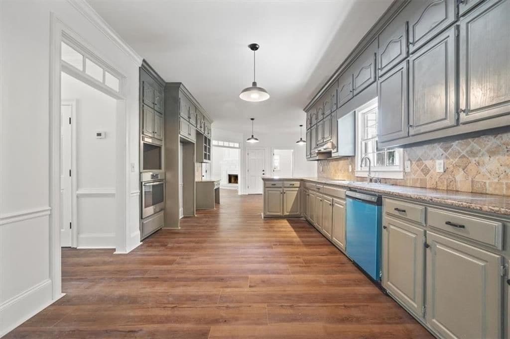 Building Photo - 2120 Skyland Cove Ln SW
