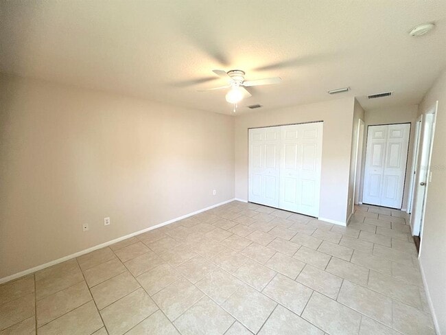 Building Photo - 14 Buttonwood Ln