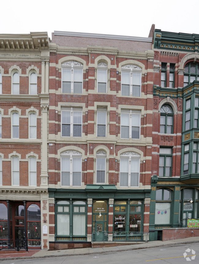 Building Photo - Fourth Street Lofts