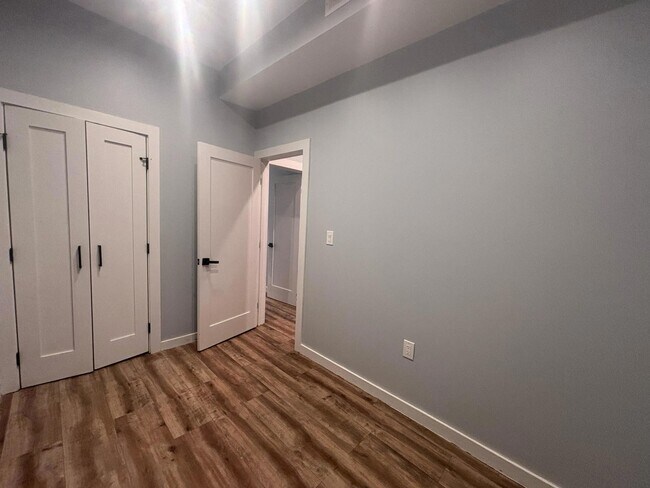 Building Photo - 1621 1st St NW