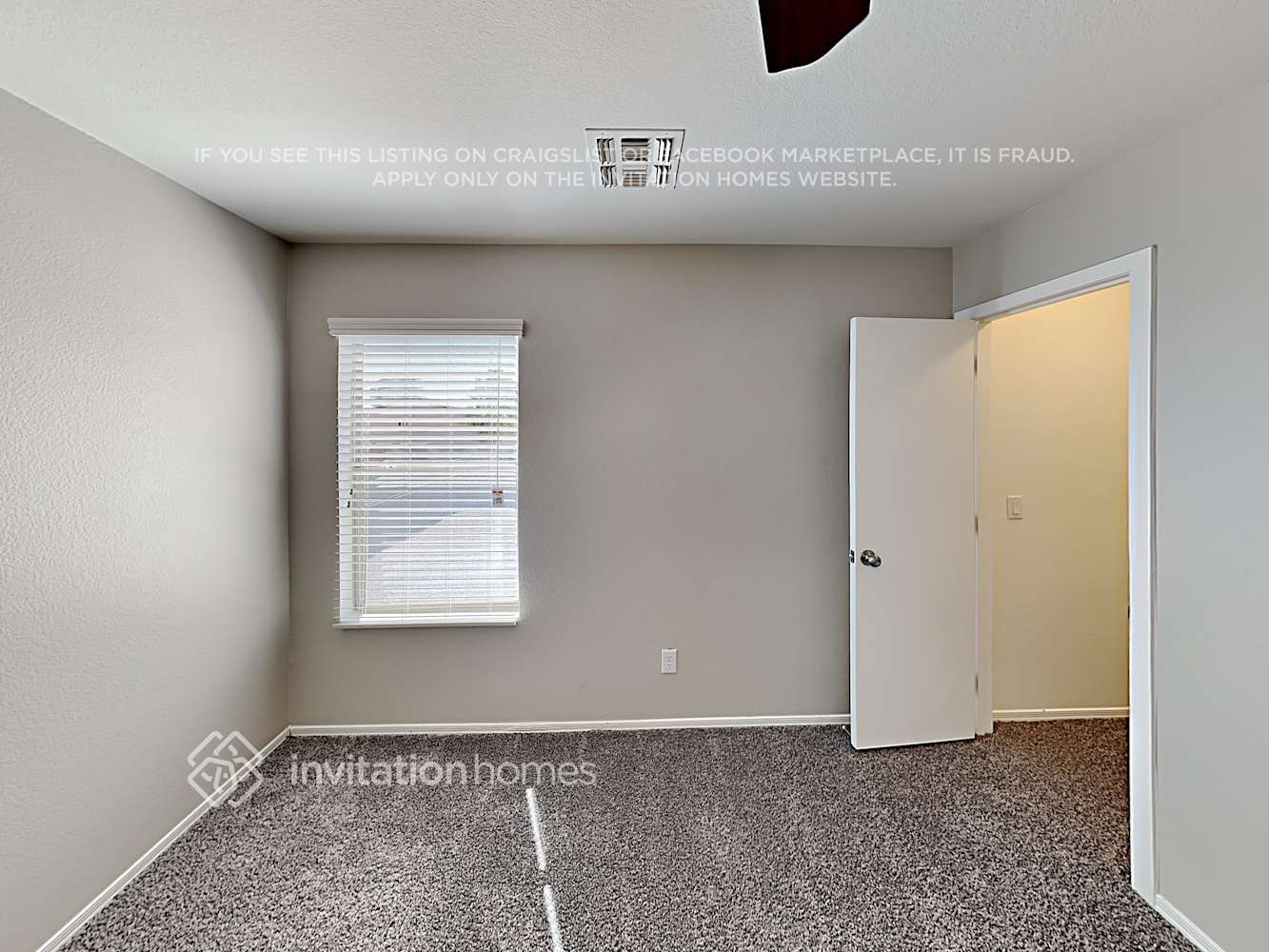 Building Photo - 1237 E Dust Devil Dr