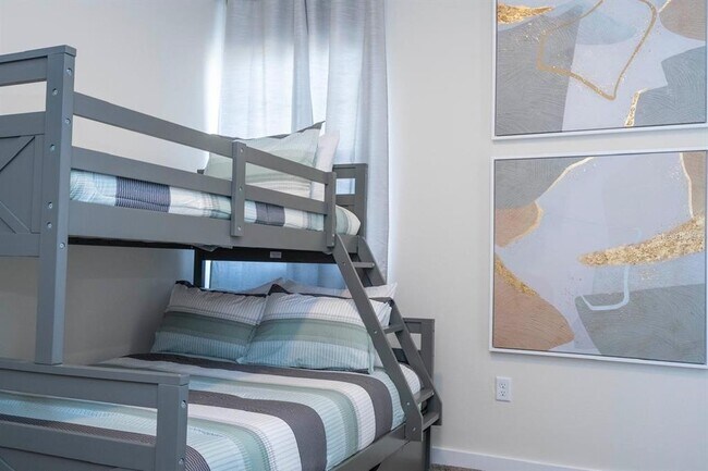 Building Photo - 7529 Sunflower Cir