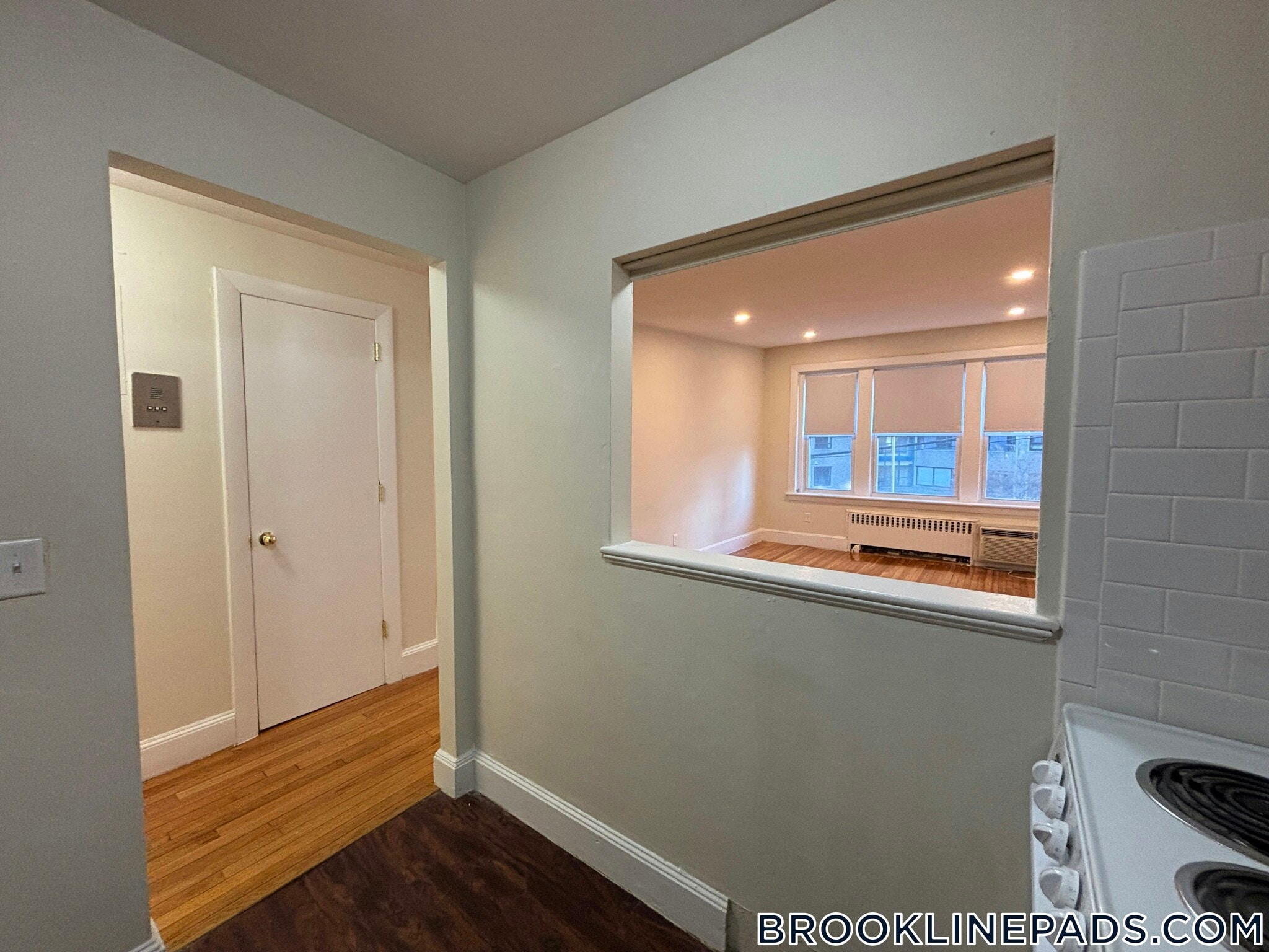 Building Photo - 33 Lancaster Terrace