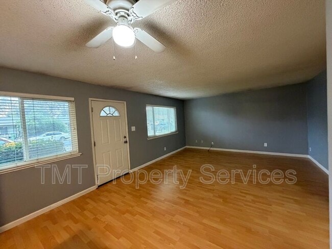 Primary Photo - 8963 El Mirador Dr