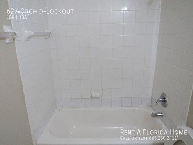 Building Photo - 627 Orchid-Lockout-