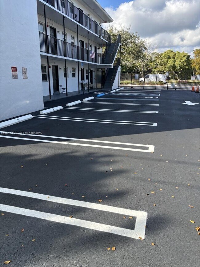 Building Photo - 1130 NW 62nd St