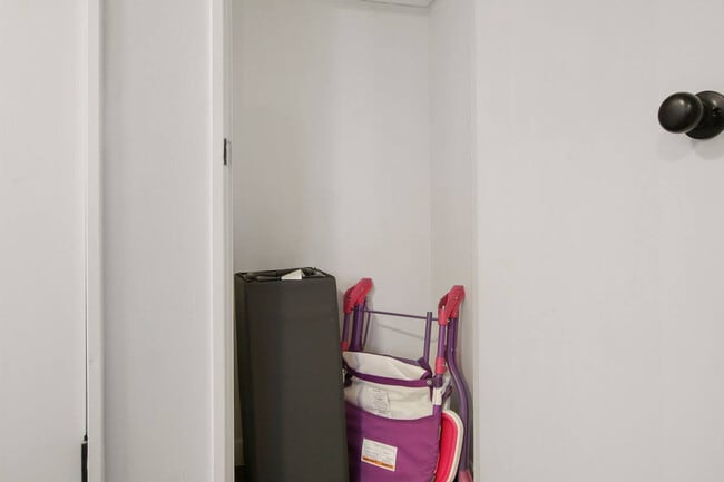 Building Photo - 1104 Elizabeth St