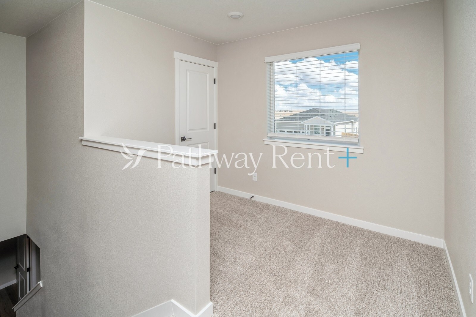 Building Photo - 9461 Yampa St