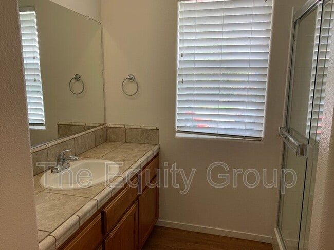 Building Photo - 2921 N Crowe St