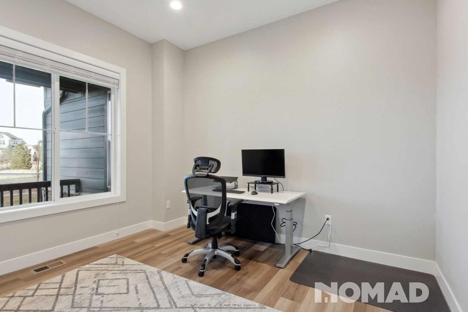 Building Photo - 268 Orion Ct