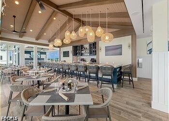 Building Photo - 5000 Royal Shores Dr