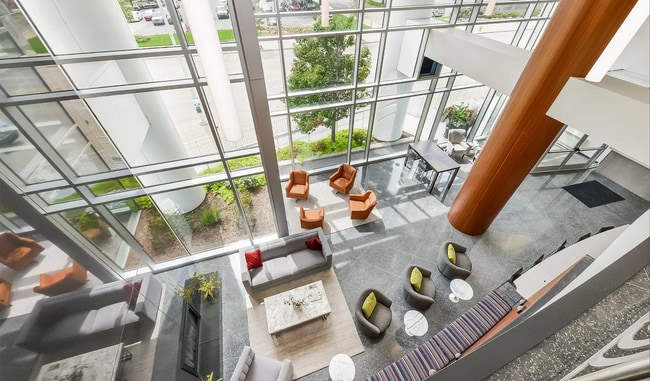 Building Photo - Three Bedroom - RiverHouse Condo!