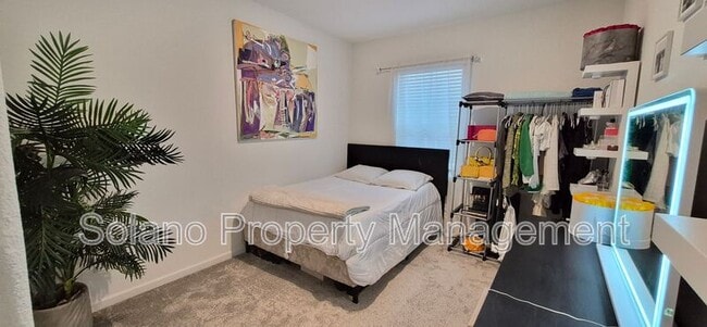 Building Photo - 2397 Sheldon Dr