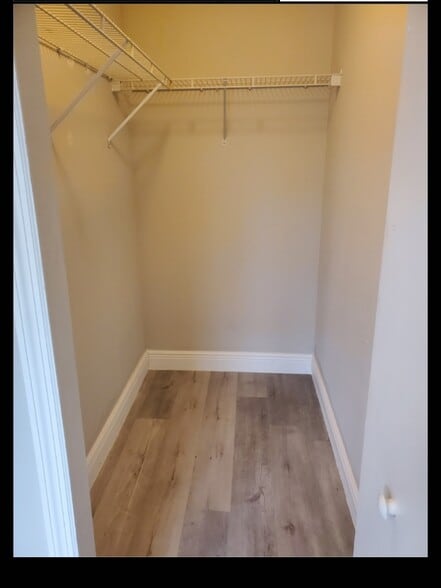 Building Photo - 912 Wynfield Cir