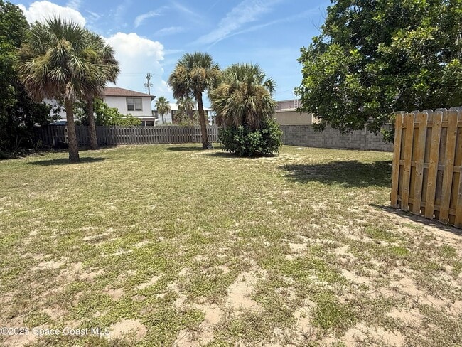 Building Photo - 108 Niemira Ave