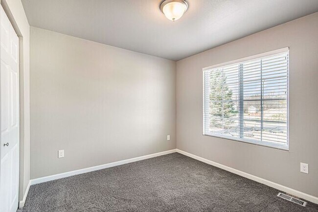 Building Photo - 4082 Autumn Hue Ln
