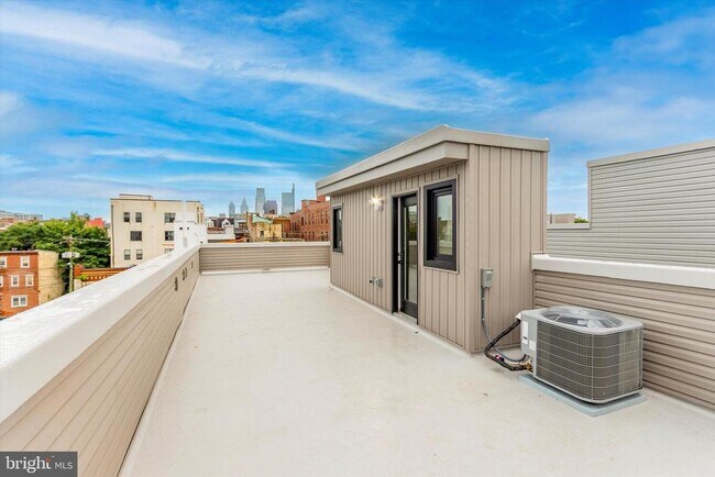 Building Photo - 1515 W Stiles St