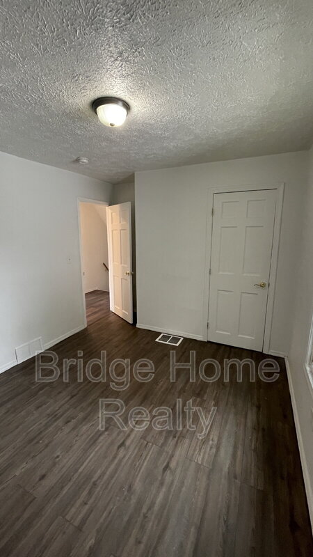 Building Photo - 62 Whiteman Ave