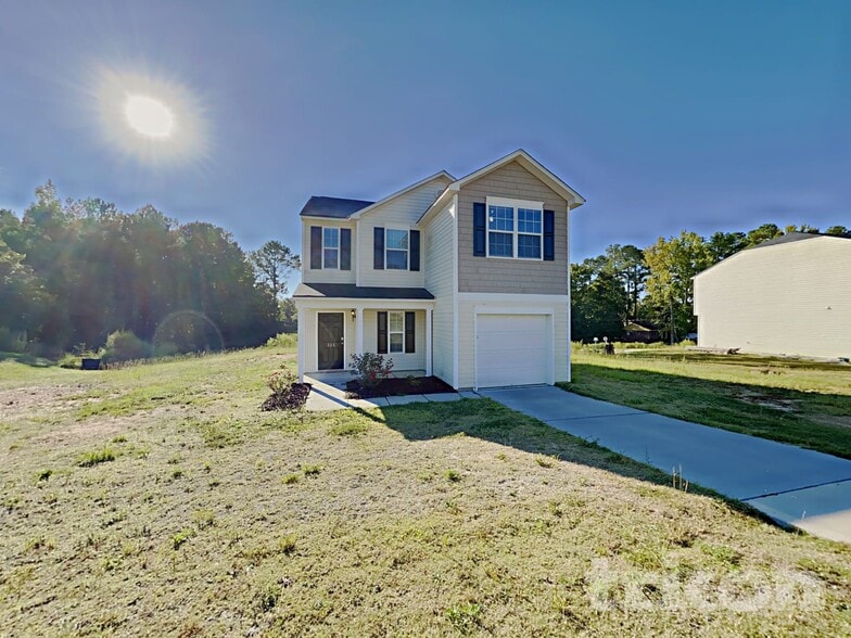 Building Photo - 325 Emilies Crossing Way