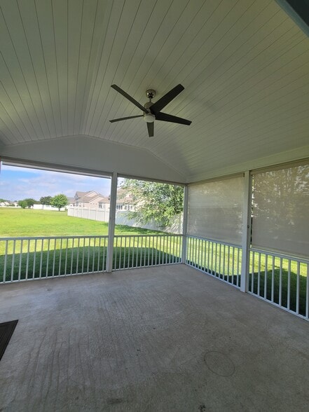 Building Photo - 32818 Almwick Ln