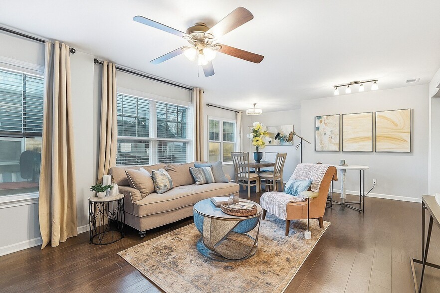 Building Photo - Palisades at Pleasant Crossing