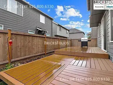 Building Photo - Live Your Best Life in the Heart of Puyall...