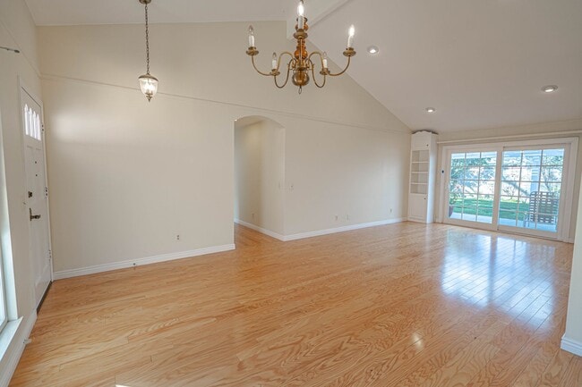 Building Photo - COMING SOON! Single Story 3 Bedroom Home F...