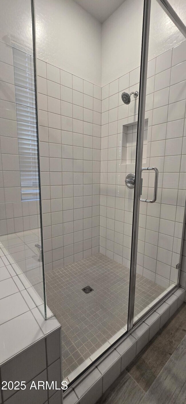 Building Photo - 22638 E Saddle Way