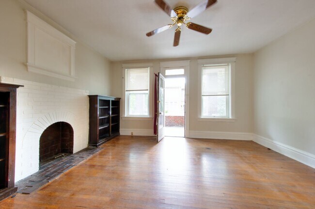 Building Photo - 3111 Portis Ave
