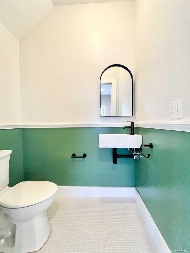 Building Photo - 1412 Noxon Rd