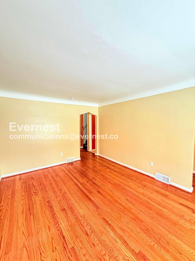 Building Photo - 11408 Seminole