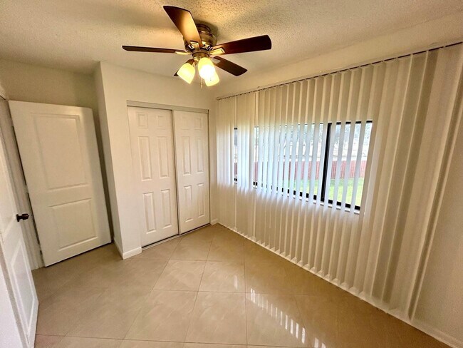 Building Photo - 7931 Southgate Blvd