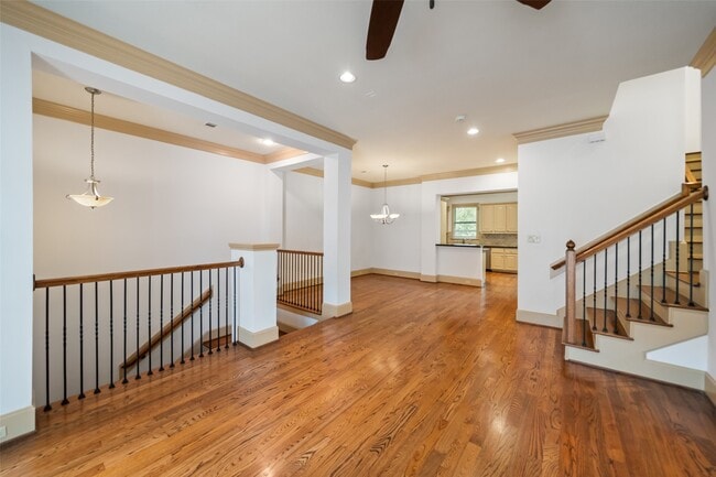 Building Photo - 4607 Regent Manor Dr