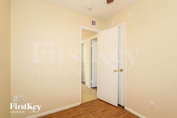 Building Photo - 3727 W Campo Bello Dr