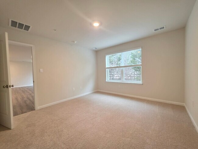 Building Photo - 1105 Albritton Ln