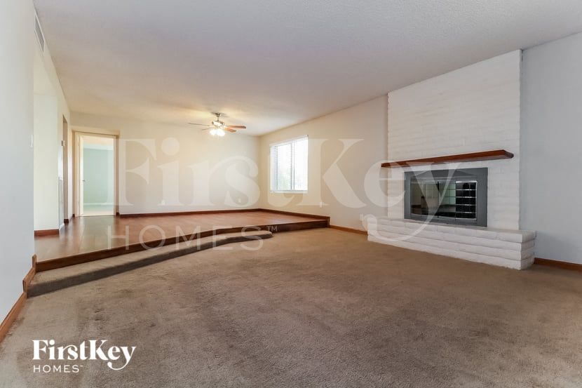 Building Photo - 9601 N 34th Ave