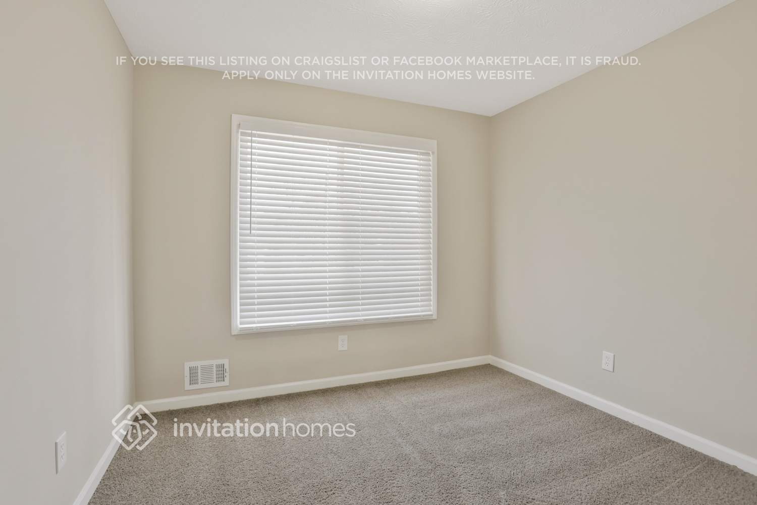 Building Photo - 725 Pepperwood Ln
