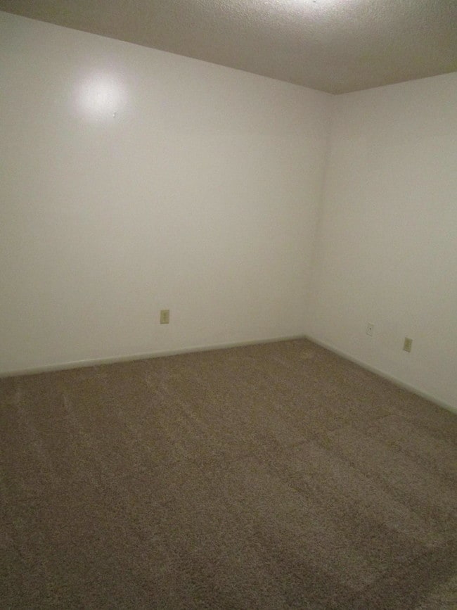 Building Photo - 4325 W Bethany Dr