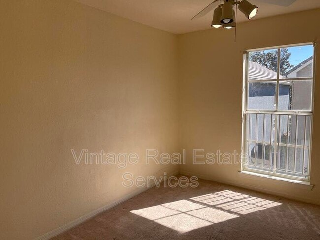 Building Photo - 4007 Sand Palm Ct