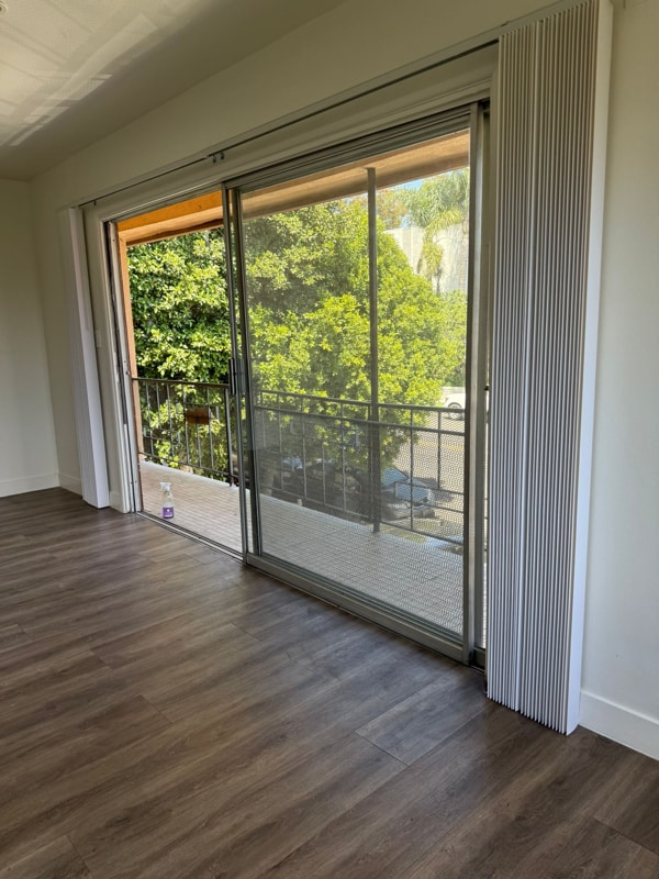 Building Photo - 1339 N Hobart Blvd